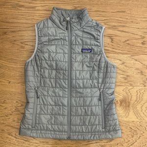 Patagonia women’s nano puff vest